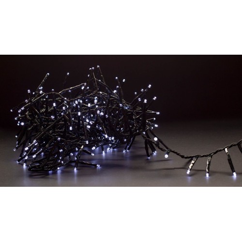8 m kaltweiß Cluster LED-Lichterkette - 400 LEDs, Memory-Funktion, IP44 für den Außenbereich, 230V