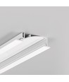 2m Aluprofil FLAT8 H/UX - Weiß lackiert, eingebaut, LED-Schiene